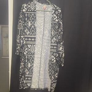 No Boundaries Black & White Aztec Open-Front Cardigan